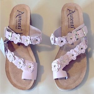 Autenti Sandals Wedge Pastel Pink Leather Flower Size 38 7.5 8‎